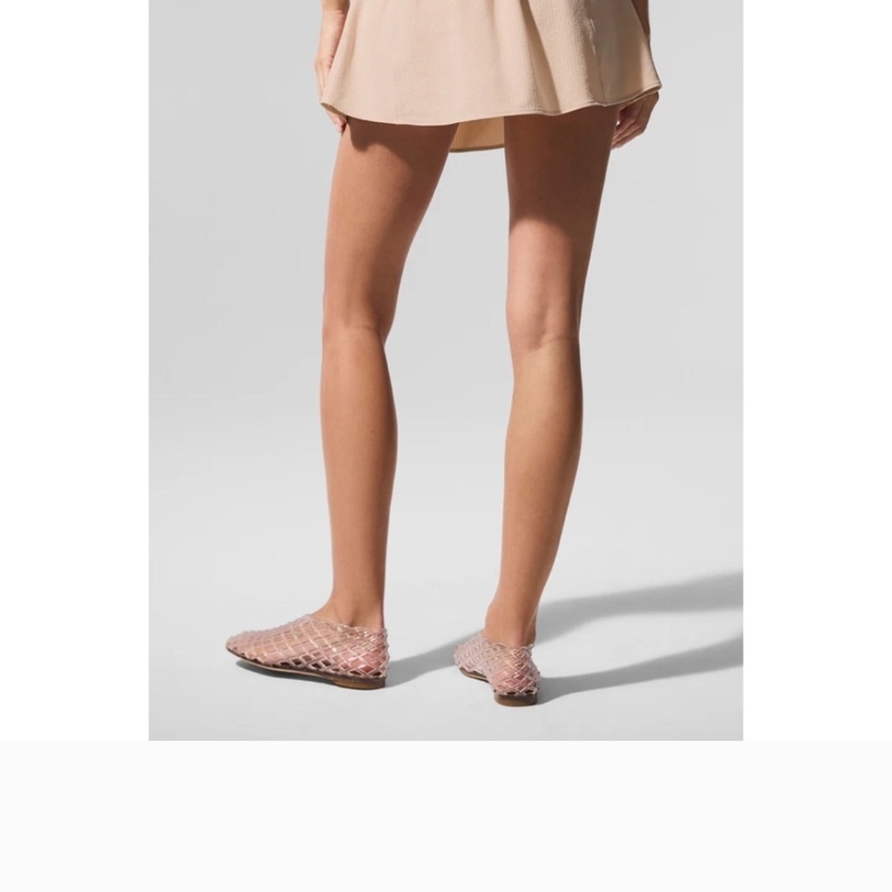 ALO Yoga Tan Mini Skirt - Picture 3 of 4